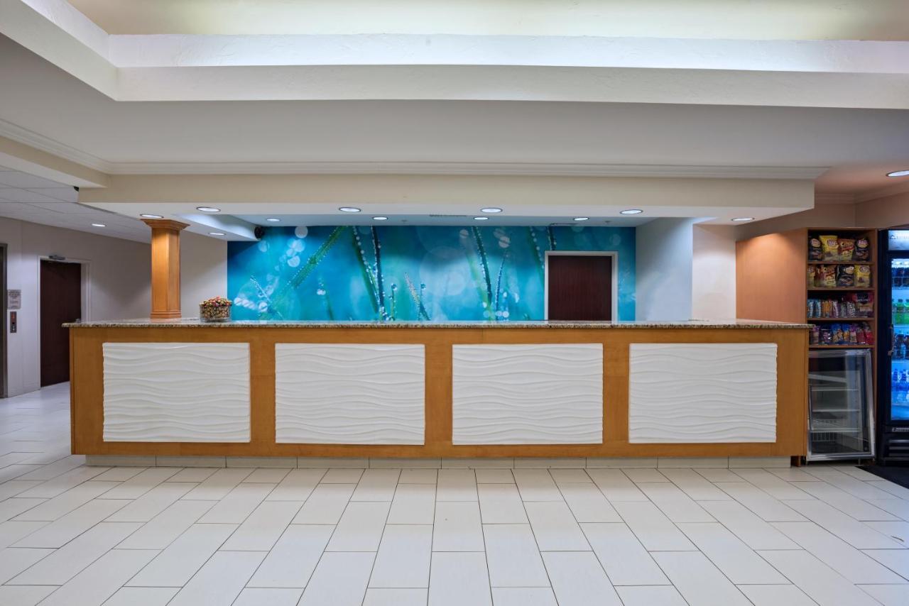 Springhill Suites By Marriott Лотон Екстер'єр фото
